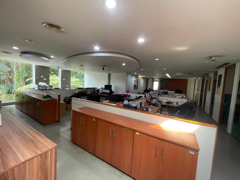 Dijual Gedung Lokasi Strategis Cocok Untuk Kantor Di Kemang, Jakarta Selatan