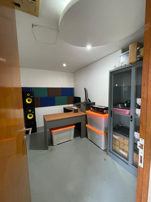 Dijual Gedung Lokasi Strategis Cocok Untuk Kantor Di Kemang, Jakarta Selatan