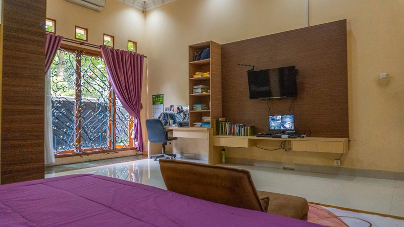 Rumah Bagus Di Graha Bunga Graha Raya Bintaro