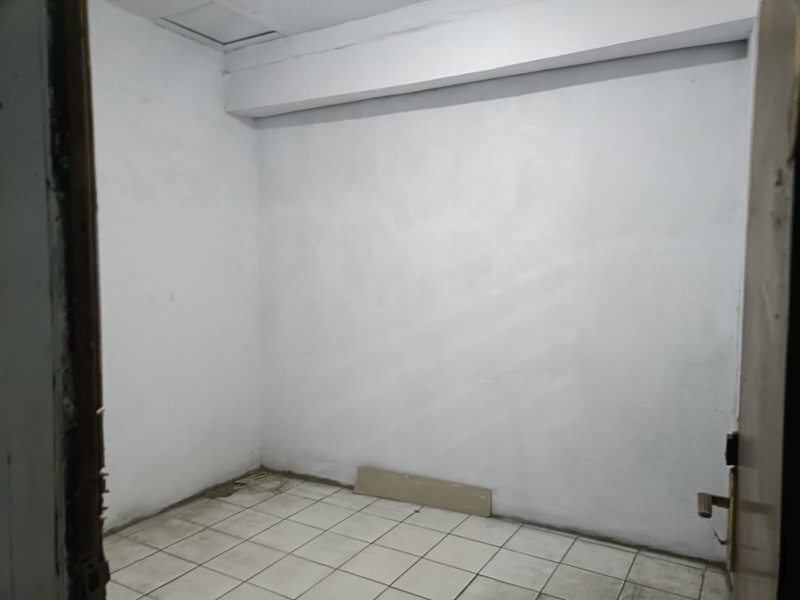 Ruko 3,5 Lantai di Otista Raya Bidara Cina Jatinegara