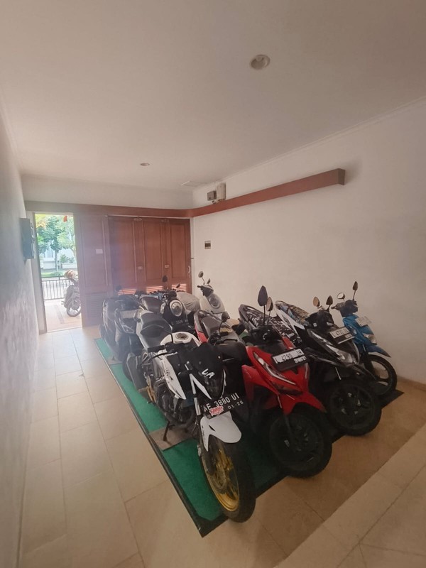 DIJUAL CEPAT RUMAH LT 250 m2 REGENCY 21 DEKAT GALAXY MALL & MERR SURABAYA TIMUR