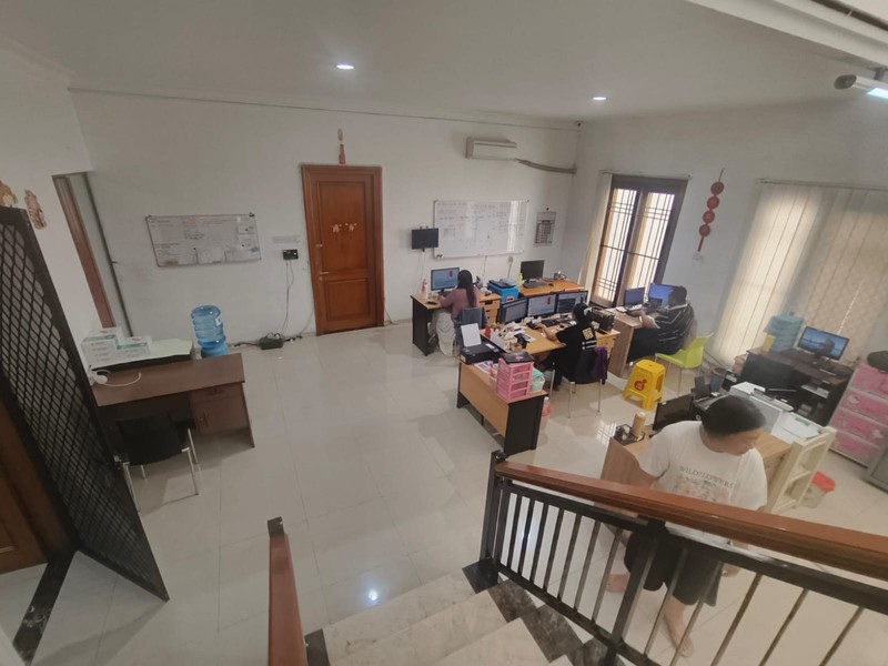 DIJUAL CEPAT RUMAH LT 250 m2 REGENCY 21 DEKAT GALAXY MALL & MERR SURABAYA TIMUR