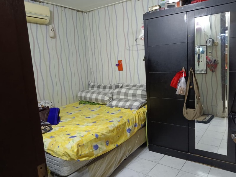 Dijual Rumah Strategis di Jalan Pejaten Raya, Jati Padang