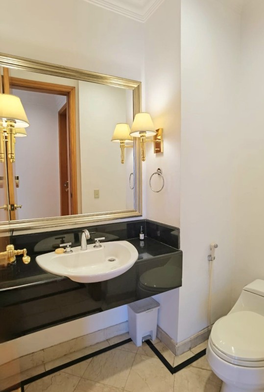 Luxury in Serenity. Now at a more affordable price!An Oasis above Jakarta's busy SCBD: Apartemen Sailendra, Setiabudi Kuningan