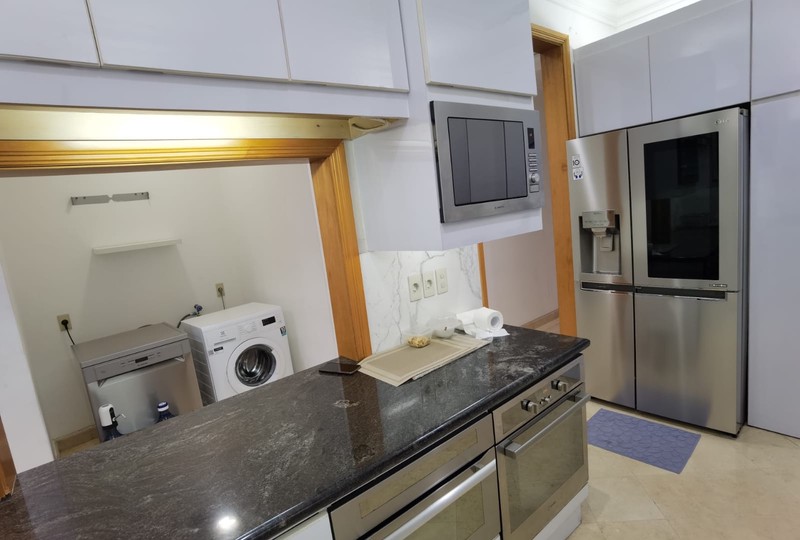 Luxury in Serenity. Now at a more affordable price!An Oasis above Jakarta's busy SCBD: Apartemen Sailendra, Setiabudi Kuningan