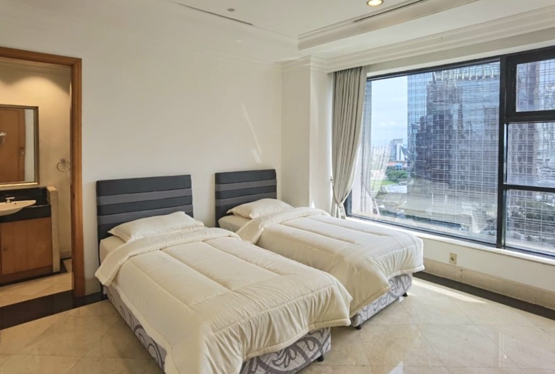 Luxury in Serenity. Now at a more affordable price!An Oasis above Jakarta's busy SCBD: Apartemen Sailendra, Setiabudi Kuningan