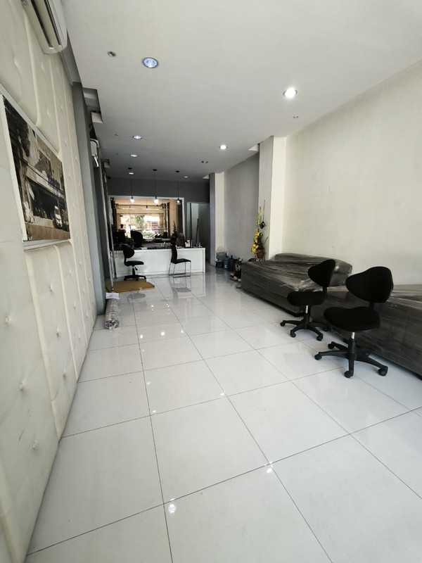 Dijual / Disewakan Ruko Mayjen Sungkono - Nol Jalan Raya Sebaris Ciputra World Mall - Cocok Buat Segala Usaha , Kantor, Beauty Salon, Skin Care Clinic