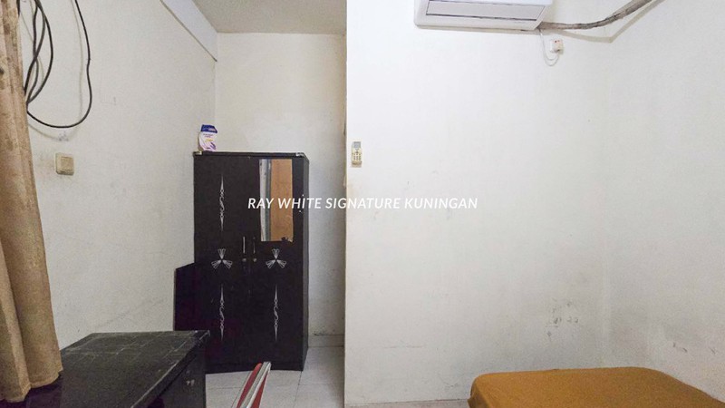 Dijual Rumah Kost 12 Kamar Lokasi Strategis 