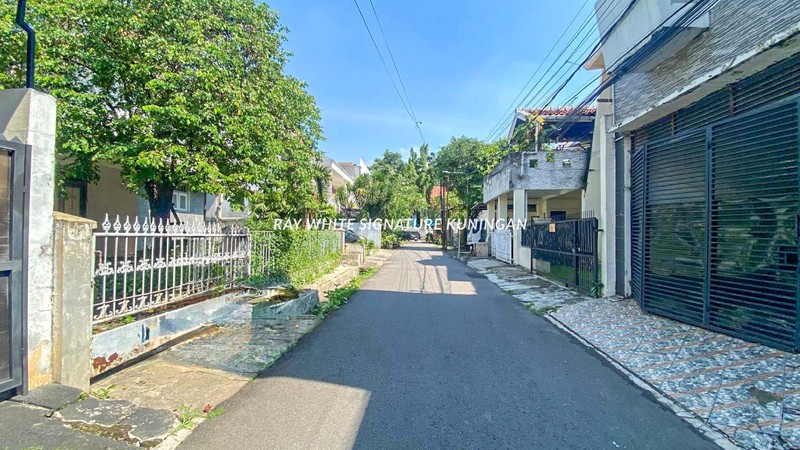 Dijual Rumah Kost 2 Lantai di Tebet