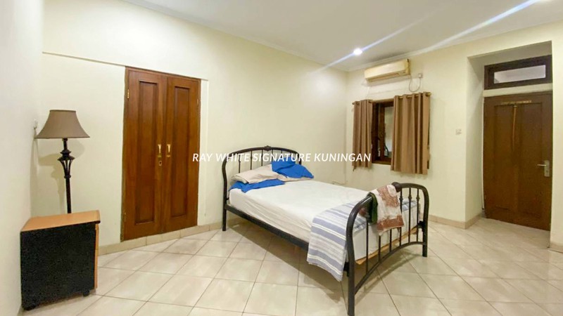 Dijual Rumah Kost 2 Lantai di Tebet