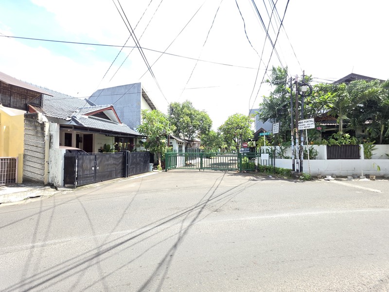 Rumah Bagus Siap Huni di Jl Kenari, Bintaro Sektor 2, Tangerang Selatan