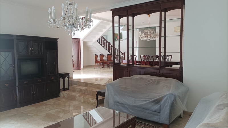 Rumah asri di area Kuningan, Setiabudi, Jakarta selatan