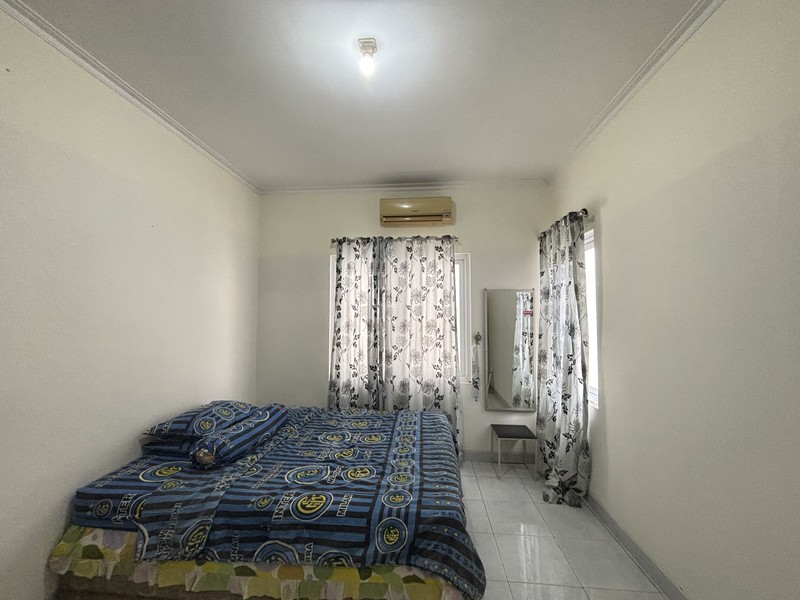 BEST DEAL! Rumah Rapi 2 Lantai Furnished di Boulevard Kota Wisata 