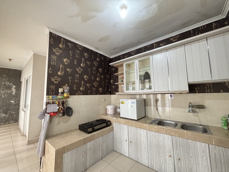 BEST DEAL! Rumah Rapi 2 Lantai Furnished di Boulevard Kota Wisata 