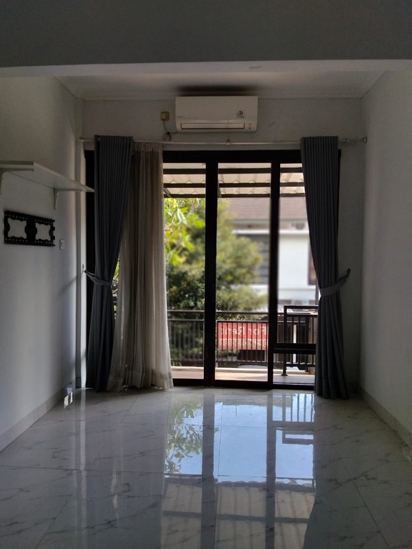 Rumah Siap Huni dengan Hunian Nyaman dan Asri @Bintaro Sektor 9