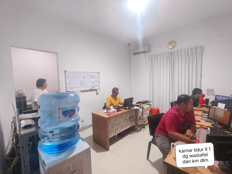 Dijual 250 m2 Rumah Regency 21 blok H - Surabaya Timur - Dekat Araya 1 Galaxy Bumi Permai, Galaxy Mall, ITS, Hokky MERR