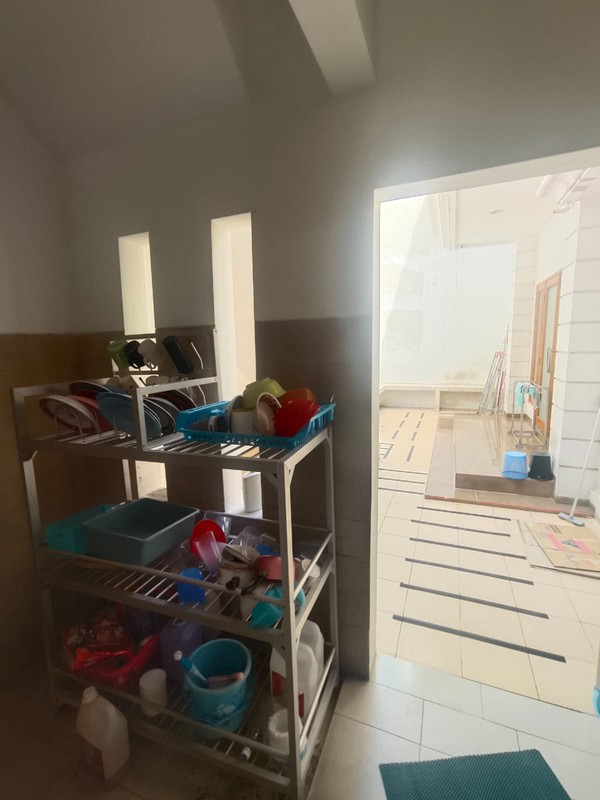 Dijual 250 m2 Rumah Regency 21 blok H - Surabaya Timur - Dekat Araya 1 Galaxy Bumi Permai, Galaxy Mall, ITS, Hokky MERR