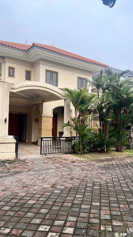 Dijual 250 m2 Rumah Regency 21 blok H - Surabaya Timur - Dekat Araya 1 Galaxy Bumi Permai, Galaxy Mall, ITS, Hokky MERR