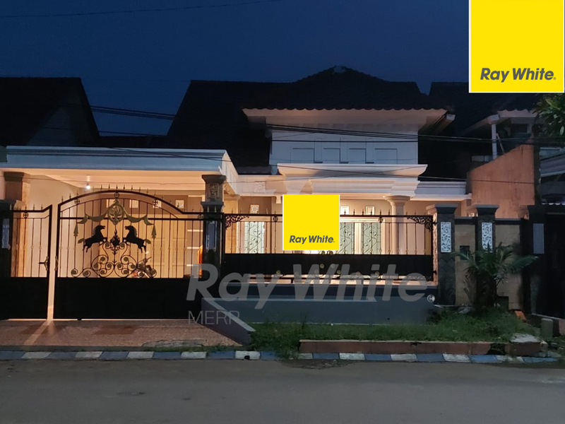 RUMAH LANGKA SIAP HUNI BARU RENOV - TURUN HARGA...  DI PERUM ELIT DELTA SARI