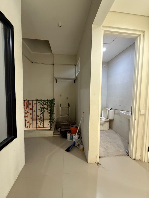 Sewa Rumah Siap Huni Citraland Northwest Lake Cluster Paling Depan