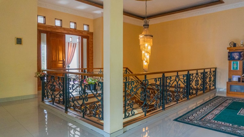 Rumah Bagus,dalam cluster di Graha Raya Tangerang Selatan