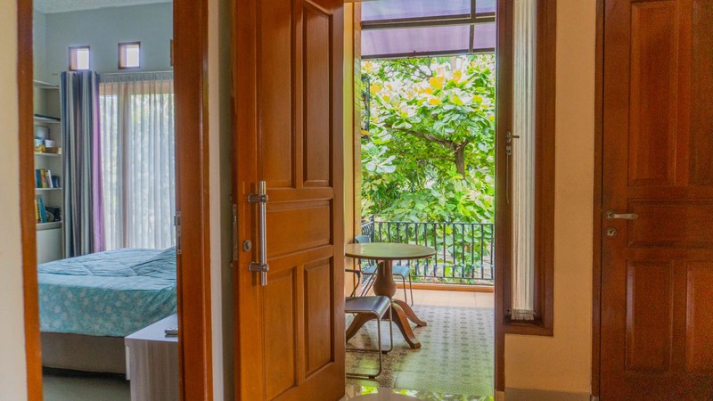 Rumah Bagus,dalam cluster di Graha Raya Tangerang Selatan