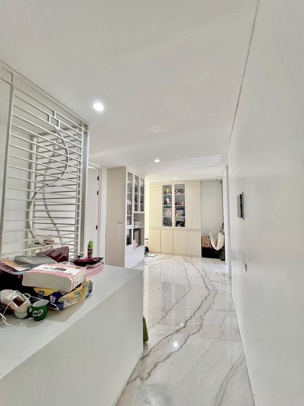 Jual rumah siap huni Citraland Green lake 