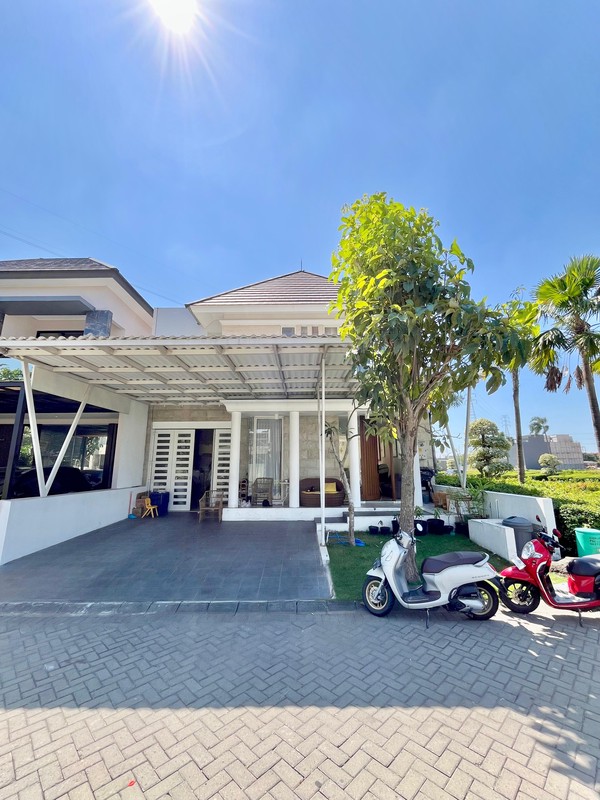 Jual rumah siap huni Citraland Green lake 