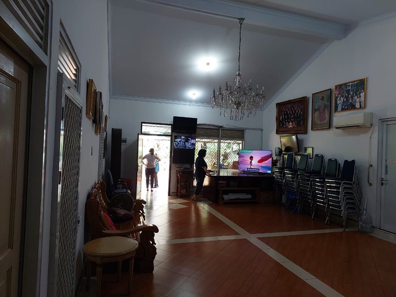 Rumah Pondok Indah Di Lahan 1570 m2, Dekat Mal PIM 3, Dan Dijual 35% Dibawah NJOP