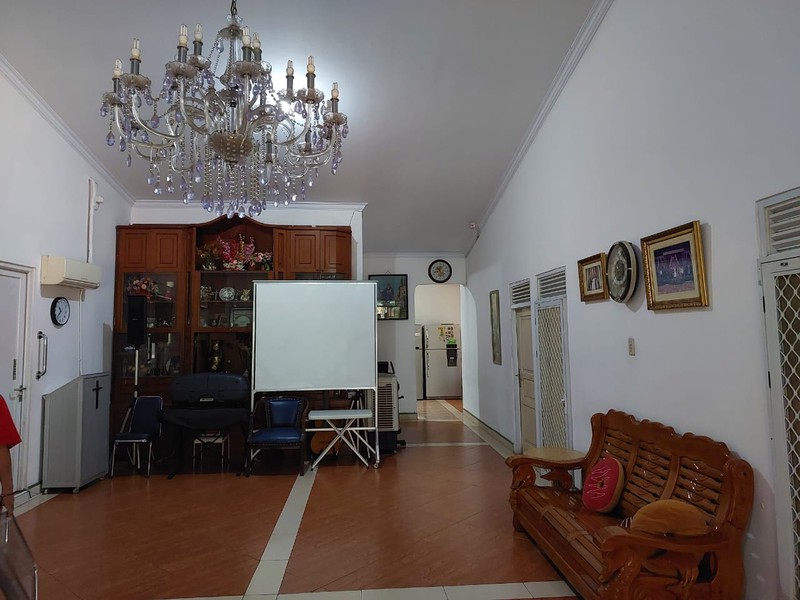 Rumah Pondok Indah Di Lahan 1570 m2, Dekat Mal PIM 3, Dan Dijual 35% Dibawah NJOP