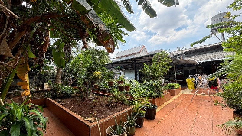 Rumah Pondok Indah Di Lahan 1570 m2, Dekat Mal PIM 3, Dan Dijual 35% Dibawah NJOP