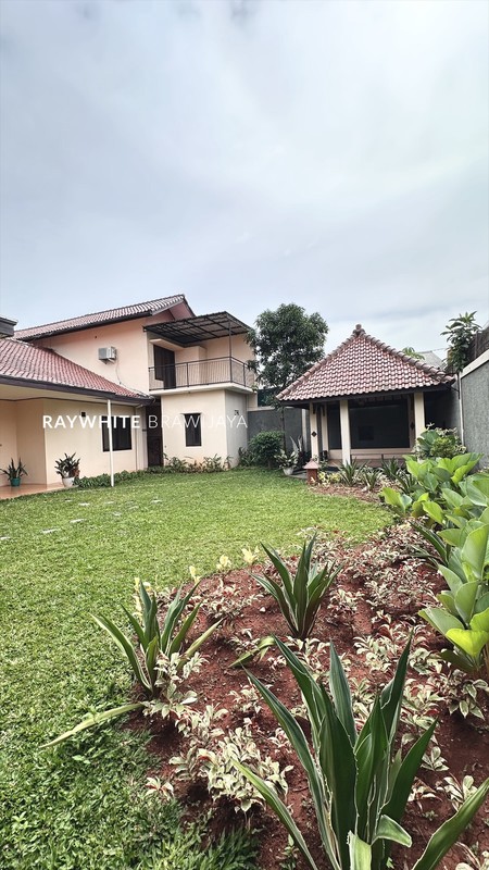 Rumah Siap Huni Best Price Lingkungan Tenang Area Cirendeu