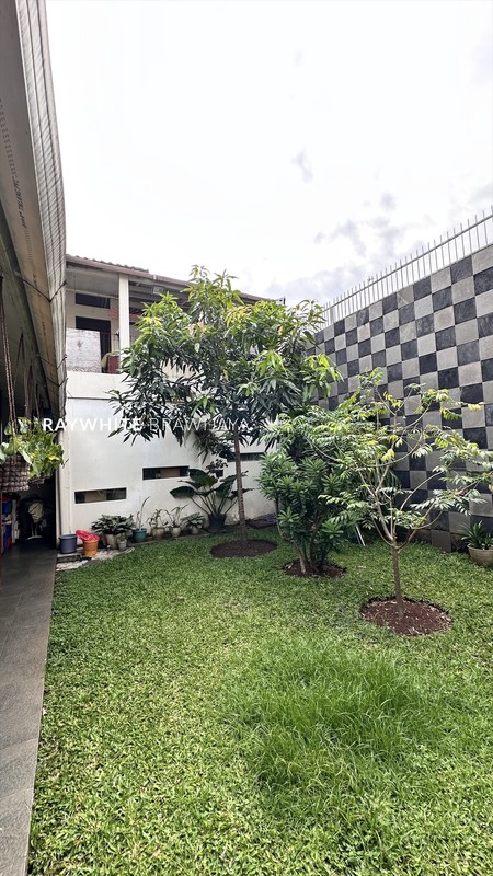 Rumah Siap Huni Dalam Komplek Tenang Area Lebak Bulus Adhyaksa