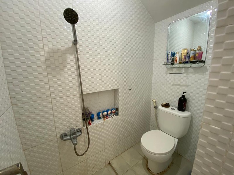 Rumah Modern Minimalis Dalam Komplek Cinere, dekat ke Tol