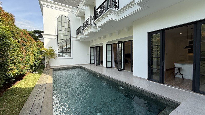 MODERN AND BEAUTIFUL HOUSE AT CIPETE AREA