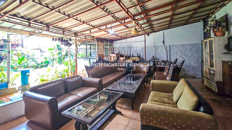 Hunian Kost Bangunan Lama di Jl Kramat 2 Cocok Untuk Investasi