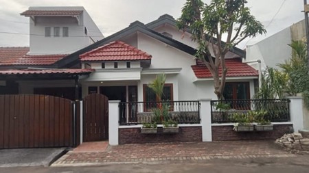 Dijual Rumah Asri Siap Huni di Pondok Nirwana Dekat MERR, Rungkut, Galaxy Mall