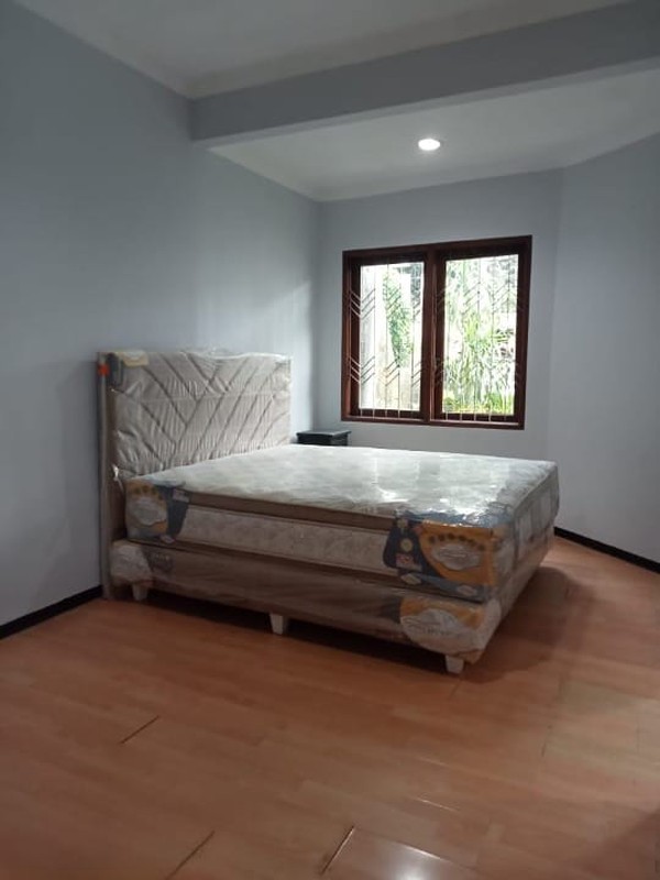 Dijual Rumah Asri Siap Huni di Pondok Nirwana Dekat MERR, Rungkut, Galaxy Mall