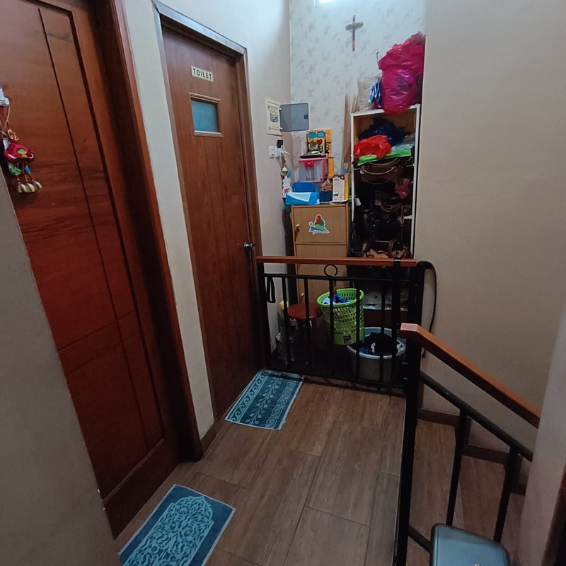 Turun Harga. Rumah 2 Lantai. Fully Furnished. Bebas Banjir di Bintaro Terrace, Jl H  Sawil, Parigi Lama, Pondok Aren