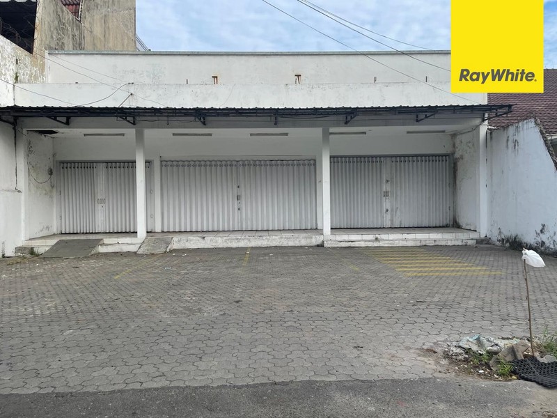 Disewakan Rumah di Jalan Raya Jemursari Surabaya