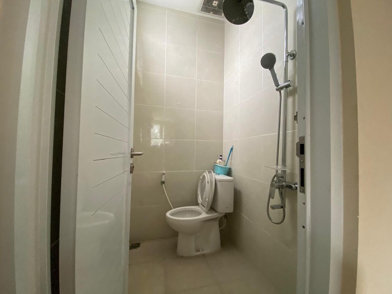 Rumah Usaha Kost & Salon 4 Lantai Jalan Asem Baris Raya, Tebet, Jakarta Selatan.