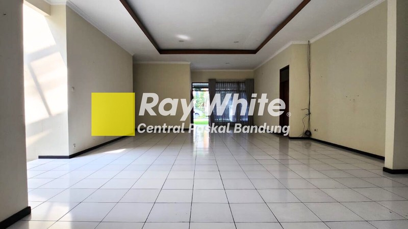 Rumah Apik dan Terawat di Batununggal Bandung