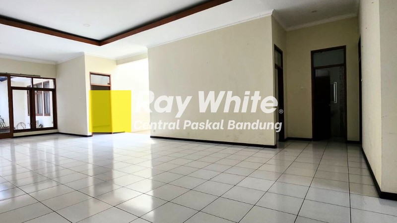 Rumah Apik dan Terawat di Batununggal Bandung