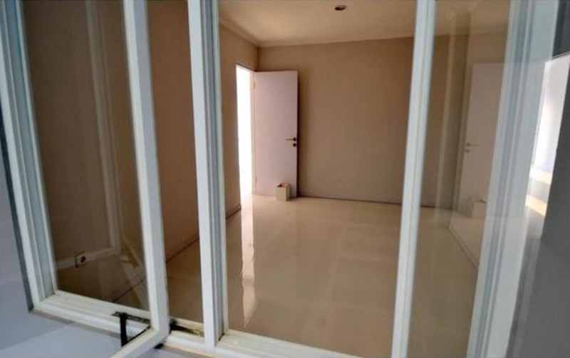 Rumah Bagus Di Cucur Timur Bintaro Sektor 4 Tangerang Selatan