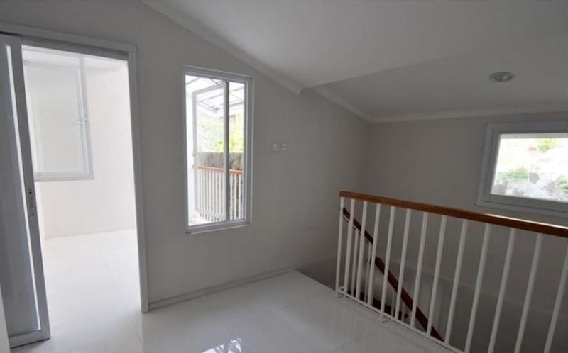 Rumah Bagus Di Cucur Timur Bintaro Sektor 4 Tangerang Selatan