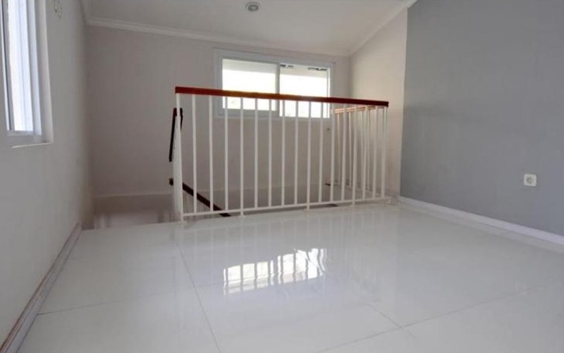 Rumah Bagus Di Cucur Timur Bintaro Sektor 4 Tangerang Selatan