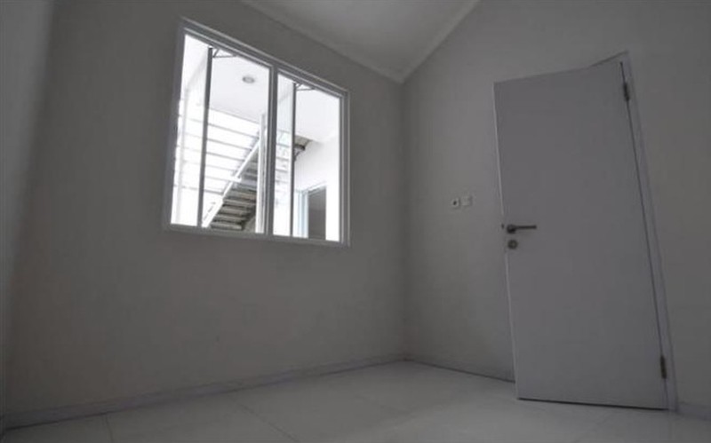 Rumah Bagus Di Cucur Timur Bintaro Sektor 4 Tangerang Selatan