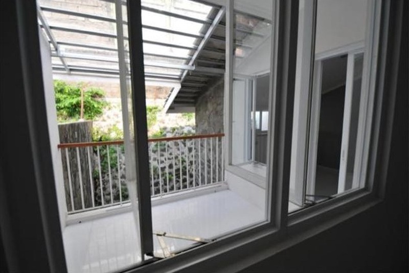 Rumah Bagus Di Cucur Timur Bintaro Sektor 4 Tangerang Selatan