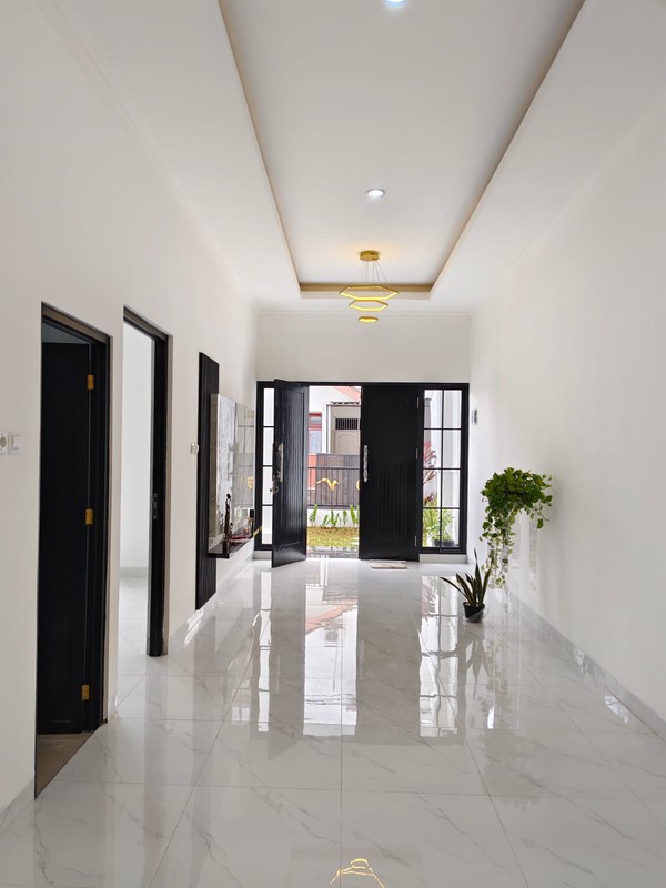 Rumah Brand New baru 1 lantai di Griya Loka, dekat Pasar Modern BSD