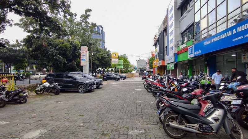 Jual Ruko 4 Lantai di Jl Raya Pasar Minggu Cocok Untuk Bisnis